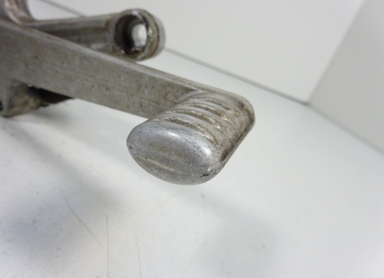 Fussrastetrager vorne rechts Triumph 955 daytona