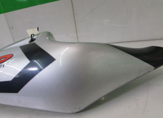 Rechter achterkant Suzuki GSX R 750