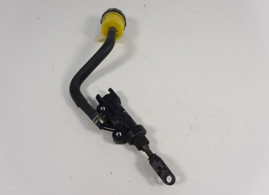Rempomp achter Yamaha XJ 6 N