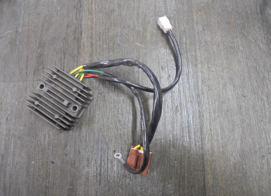 Spanningsregelaar KTM 690 Duke 4