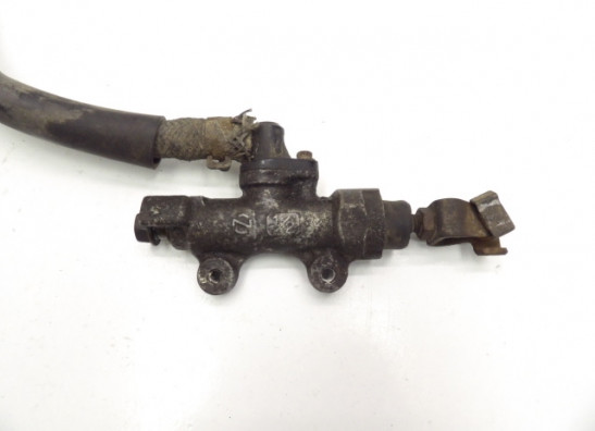 Rear brake master cylinder  Honda VFR 750
