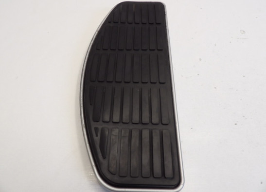 Footrest left Suzuki VL 800