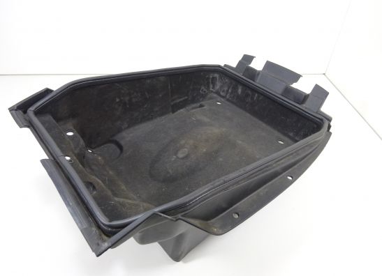 Binnenkuip Suzuki Burgman AN 250