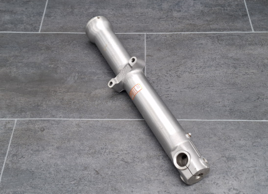 Voorpoot rechts onder Harley Davidson Sportster