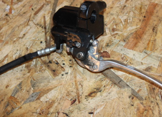 Rempomp Kawasaki ER 6