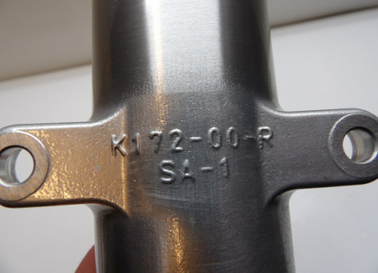 Voorpoot rechts onder Kawasaki Vulcan 2000