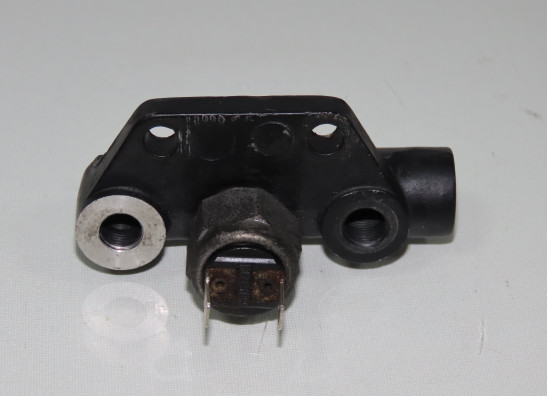 Rempomp achter Moto Guzzi California 3