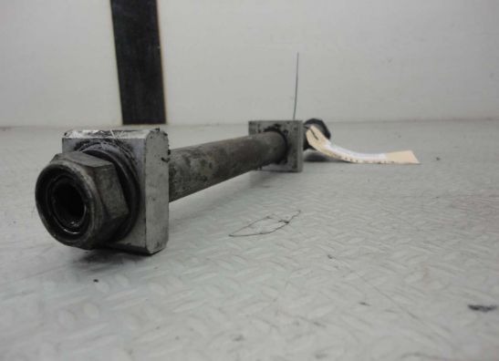 Rear axle Honda CBR Fireblade