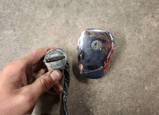 Key set Suzuki VS 700 Intruder