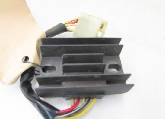 Regulator rectifier  Suzuki Overige Suzuki