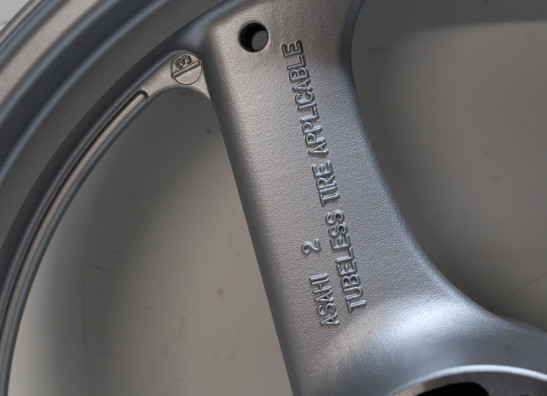 Voorvelg Suzuki GSX F 750