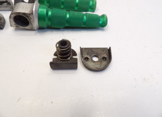 Fussraste links Kawasaki ZXR 400