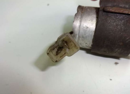 Relais Suzuki GS 750