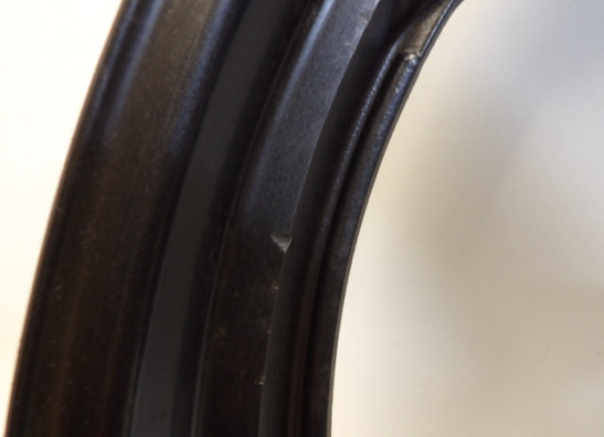 Front Wheel Suzuki GSF 600 650 Bandit 