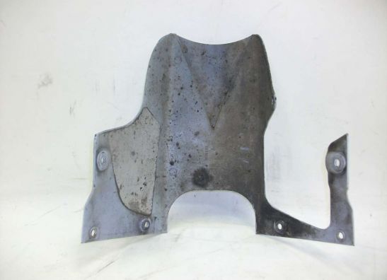 Cowl under Suzuki GSX R 600