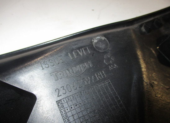 Rechter zijkuip klein Triumph Tiger 800 XCA