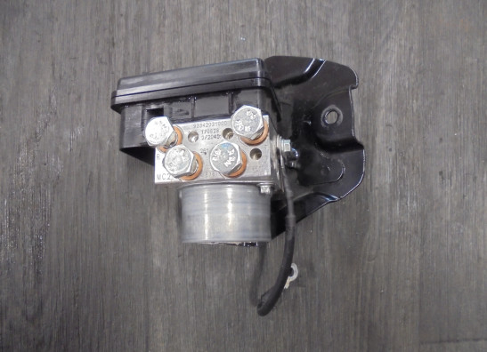 ABS pomp MV Agusta F3 675