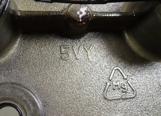 Cylinder head cover Yamaha FZ1