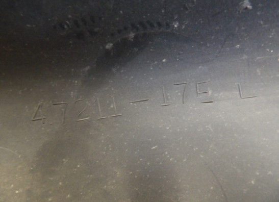 Heck links Suzuki GSX R 750