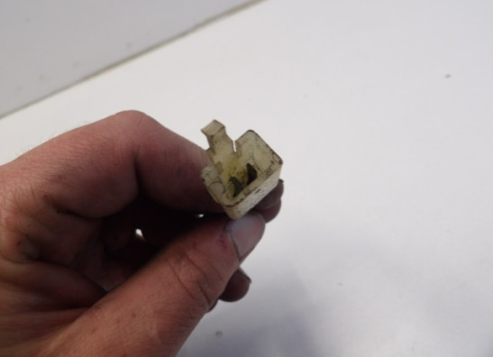 Fussrastetrager vorne rechts Kawasaki ZZR 1100