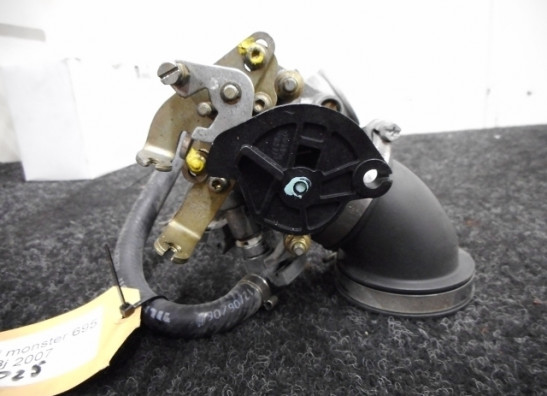 Gasklephuis Ducati Monster 695