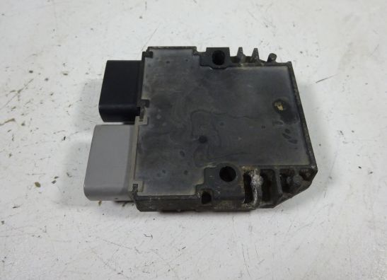 Spanningsregelaar Yamaha TDM