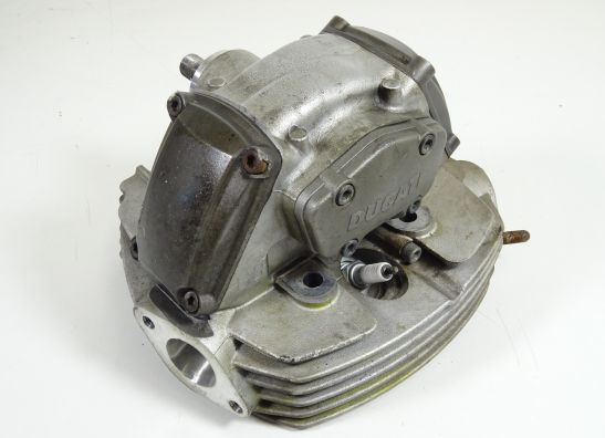 Cylinder head Ducati monster 600