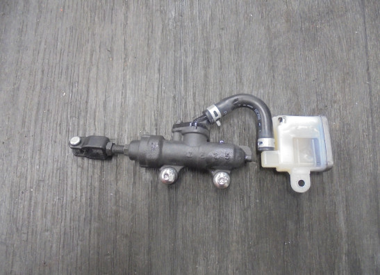 Bremszylinder hinten Suzuki GSX S 750