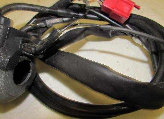 Handlebar switch assy right Honda VFR 750