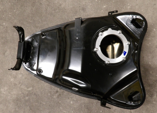 Benzintank Triumph Trident 660