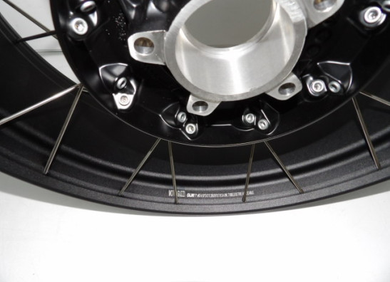 Achterwiel compleet Moto Guzzi V100 Stelvio