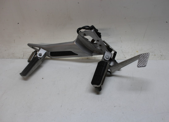 Fussrastetrager vorne rechts Yamaha FJR 1300