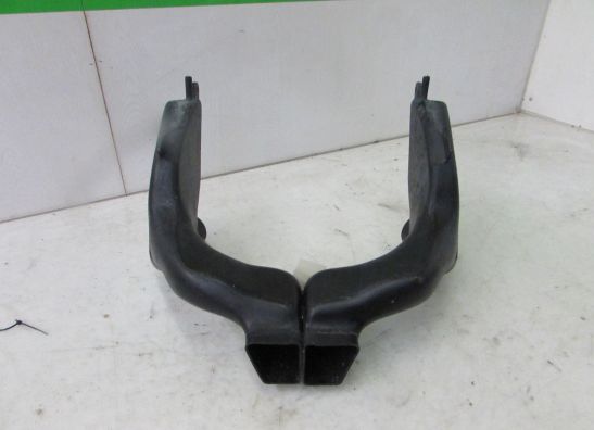 Air intake center Yamaha YZF R6