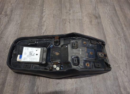 Zadel Kawasaki CSR 305 LTD