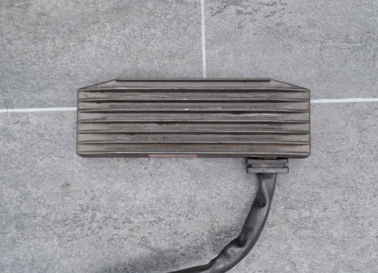 Regler Gleichrichter Suzuki VS 1400 Intruder