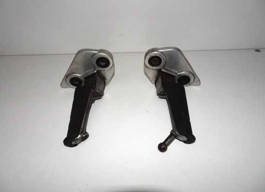 Voetsteun Rechts Yamaha TDM