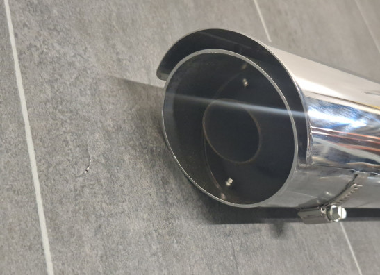 Uitlaat Harley Davidson FLDE Deluxe