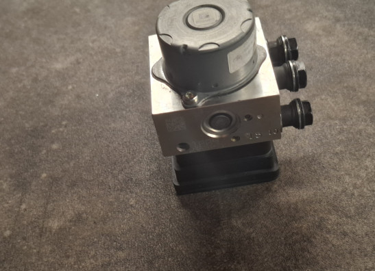 ABS pump Triumph Speed triple RS