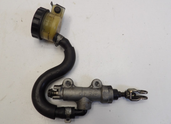 Rempomp achter Kawasaki ZX 12 R