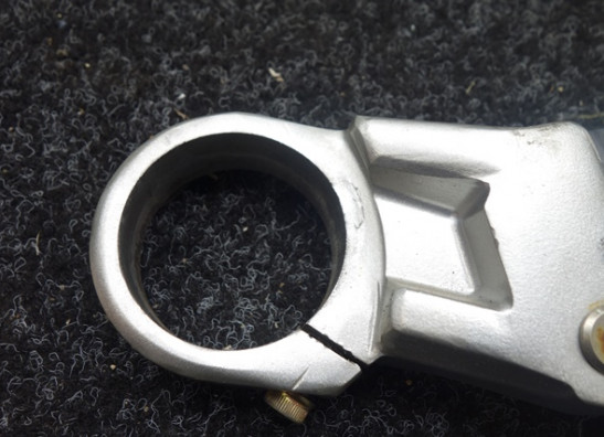 Kroonplaat Benelli TNT 1130 cafe racer