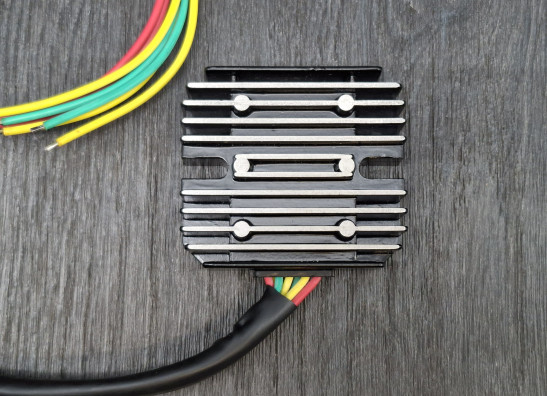 Regler Gleichrichter Honda VT 1100