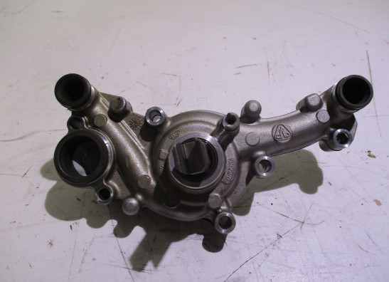 Waterpomp BMW R 1250 RS