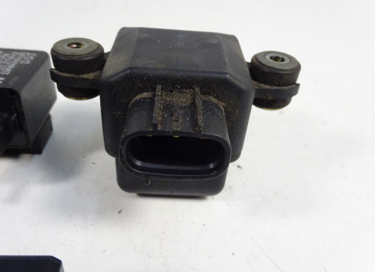 Relais unit Yamaha FAZER 1000