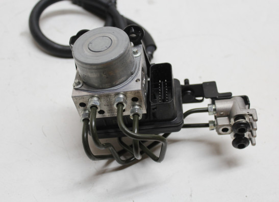 ABS pomp Yamaha MT 09