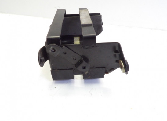 Batterie befestigung Suzuki DR 650