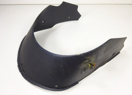 Cowl V shape under Kawasaki ZZR 600