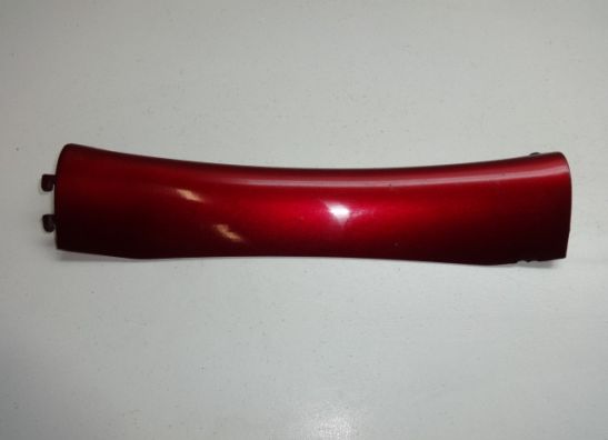 Cowl upper below Honda PC 800