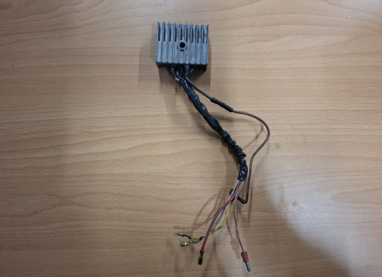 Regler Gleichrichter Suzuki GS 1000