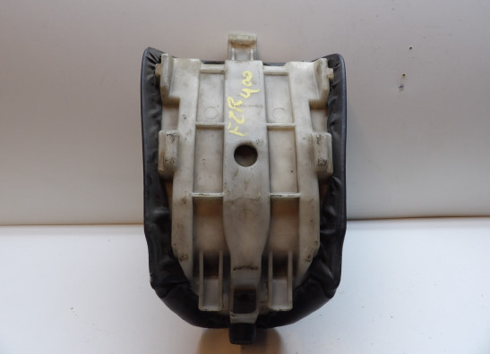 Zadel Yamaha FZR 400