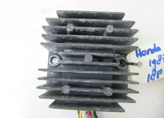 Spanningsregelaar Honda CB 450